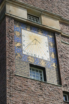 Sonnenuhr Hochzeitsturm Mathildenh&ouml;he Darmstadt
