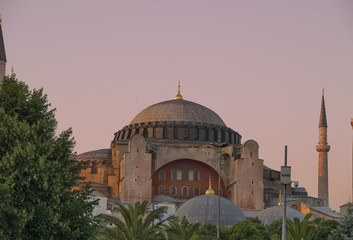 Fototapeta na wymiar Hagia Sophia, dzieło Justyniana, Istambuł, Turcja. Pó¼ne popołudnie