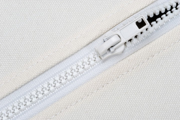 Zipper (2)