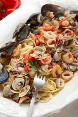 scoglio spaghetti - spaghetti allo scoglio