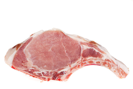 isoliertes rohes Schweinekotelett
