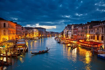Foto op Plexiglas Canal Grande bij nacht, Venetië © sborisov
