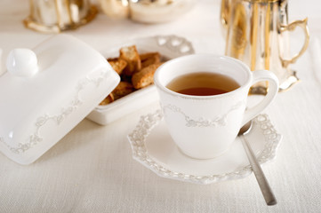 english tea - the' all'inglese