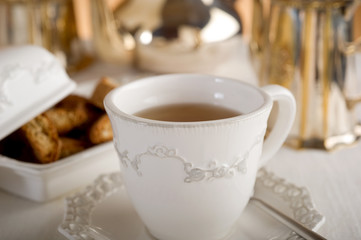 english tea - the' all'inglese