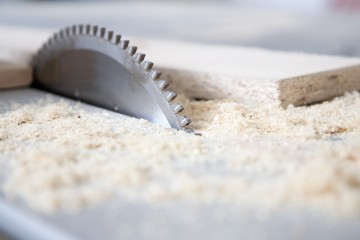 Using machines in joinery