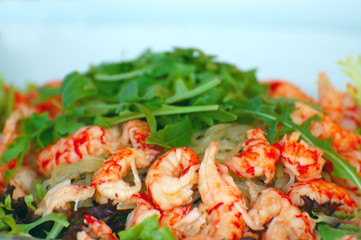Healthy shrimp salad with vermicelli