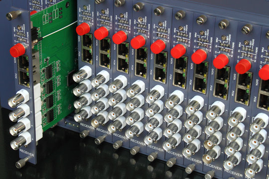 removable card of fiber optic video converters rack