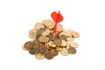 dart with coins