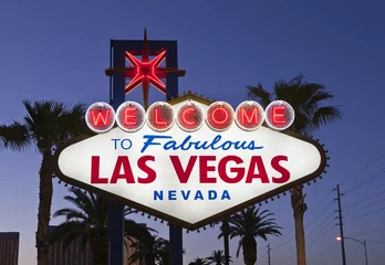 Foto op Plexiglas Las Vegas Sign Night © trekandphoto
