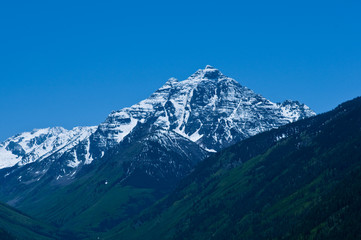 Fototapeta na wymiar Pyramid Peak