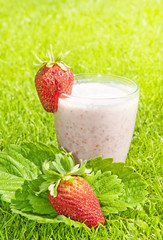 strawberry milkshake