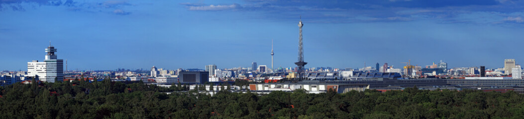 Fototapeta na wymiar Berlin skyline Miejskie Capital