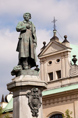 Fototapeta na wymiar Mickiewicz statue