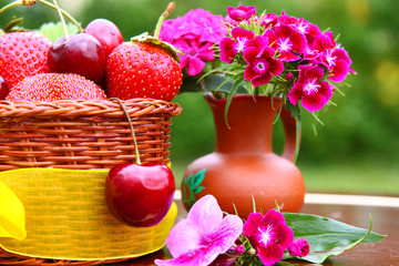 glückwunsch,blumen und obst