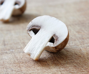 Fototapeta na wymiar Brown mushrooms