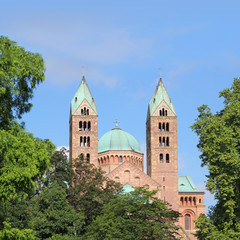 Fototapeta na wymiar East side of Imperial katedry w Spirze