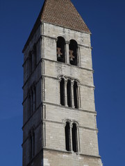 Obraz premium Torre de la iglesia de Sta. Mª de la Antigua en Valladolid