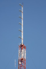Antena transmisora de radio FM