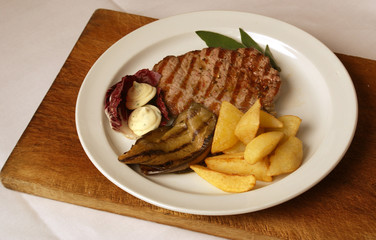 Steak and potatos