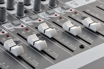 Sound Mixer I