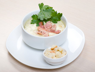 vegetable cream soup with smoked meat