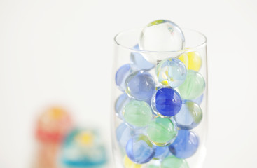 グラスとガラス玉