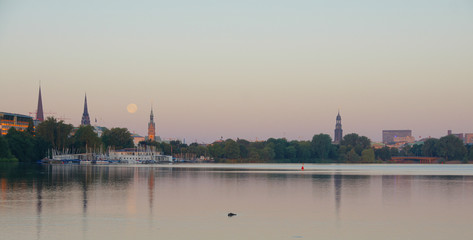Fototapeta premium Hamburger Rathaus am Morgen