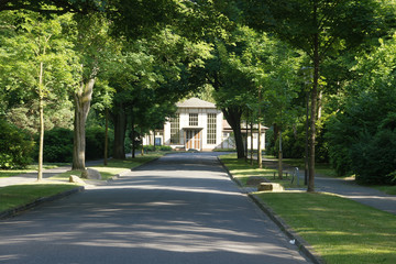 Kapelle 9 von der Straße