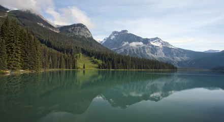Fototapeta na wymiar Emerald Lake