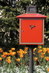 Roter Briefkasten