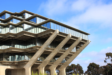 building modern architecture