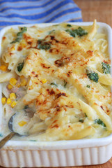 Sweetcorn and tuna bake