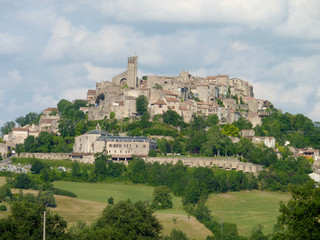 Fototapeta na wymiar Panorama Cordes-sur-Ciel