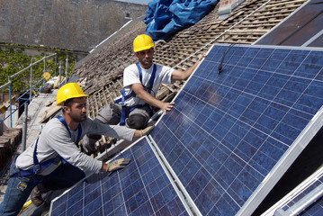 poseurs panneaux photovoltaïques