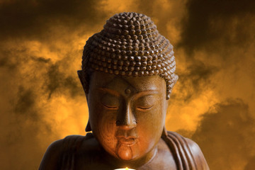 Buddha dans nuages