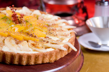 Peach tart with pears
