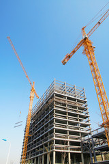 building under construction in perspective