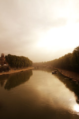 Fototapeta na wymiar Tiber River in Rome