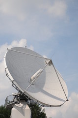 Obraz premium kommunikation communication, technology, satellite, science, connection, broadcasting, radar, signal, telecom, network, receiver, astronomy, global, telescope, television, electronic, modern
