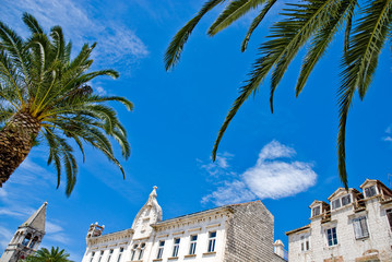 Fototapeta premium Mediterranean architecture in city of Trogir, Croatia