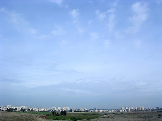 Fototapeta na wymiar Or Yehuda panorama from south 2004