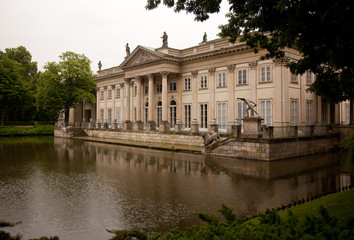 Fototapeta na wymiar Pałac Królewski w Łazienkach