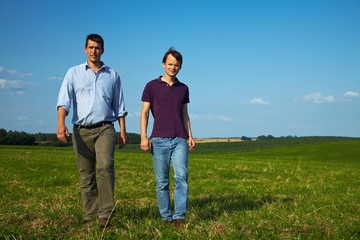 Wanderung &uuml;ber Wiese