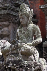 Fototapeta na wymiar statue de vishnou bali