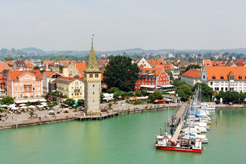 Fototapeta na wymiar Port w Lindau, Jezioro Bodeńskie, Niemcy