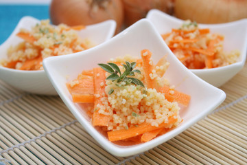 Möhrensalat mit Couscous