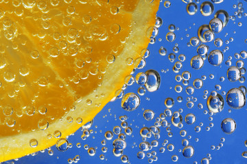 citrus in water