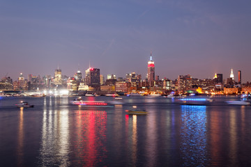 Fototapeta na wymiar The Mid-town Manhattan Skyline