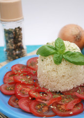 Tomatensalat mit Couscous