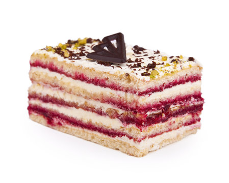 St&uuml;ck eines Kuchen isoliert auf wei&szlig;em Hintergrund